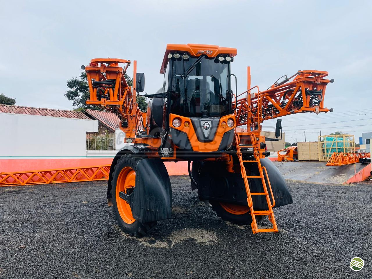 PULVERIZADOR JACTO UNIPORT 3030 Tração 4x4 Agromaster Máquinas Agrícolas PONTA GROSSA PARANÁ PR